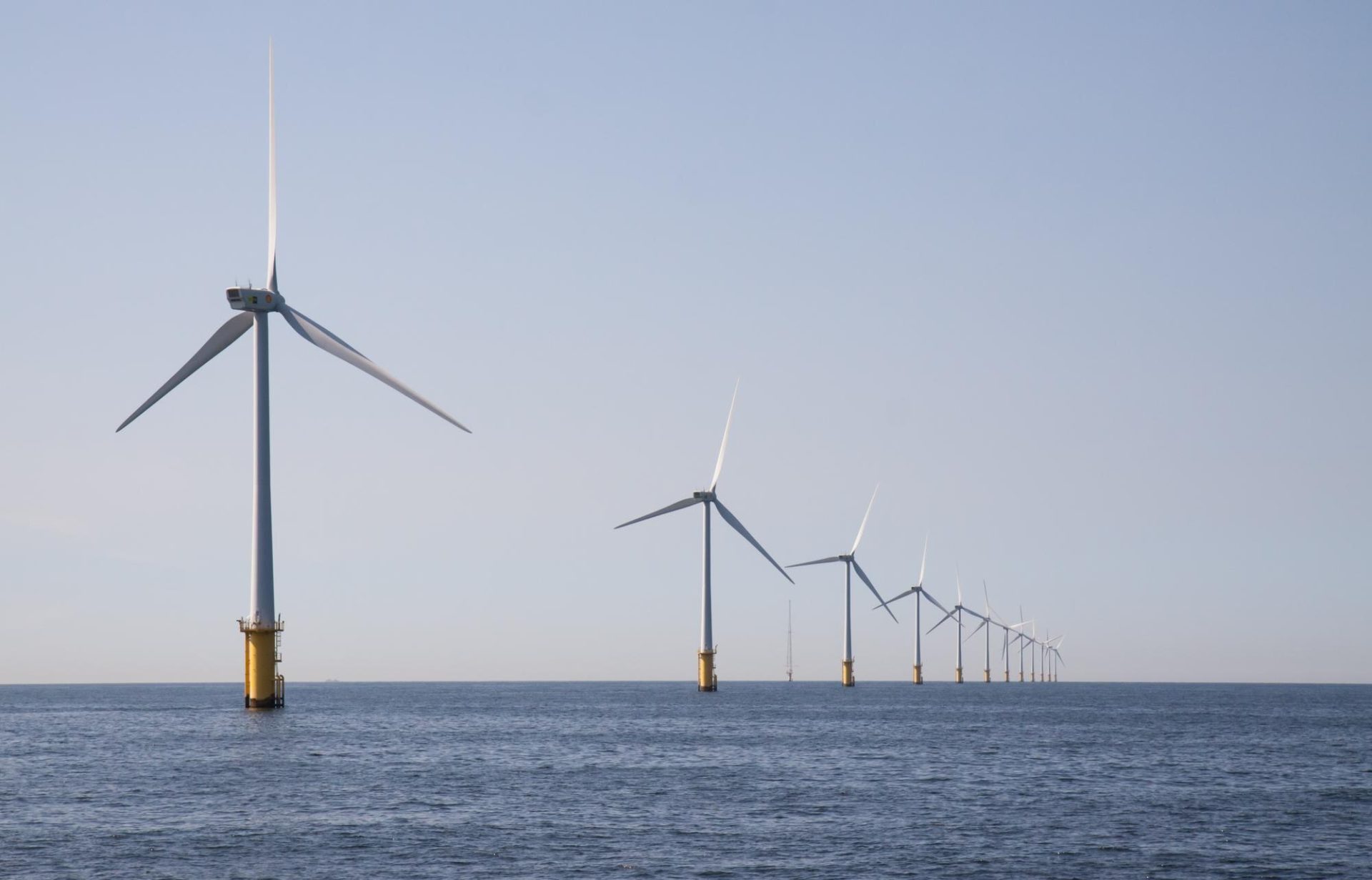 atinatin-offshore-wind-farm-181624-60519