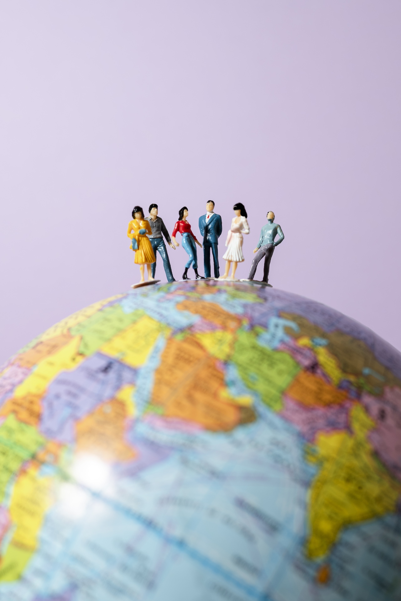atbp-atinatin-paper-style-earth-globe-with-silhouettes