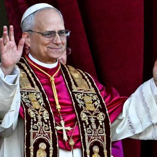 pope-leo-xiv-050825-8-1e389aceb36b48879952d1ffa3067d2a