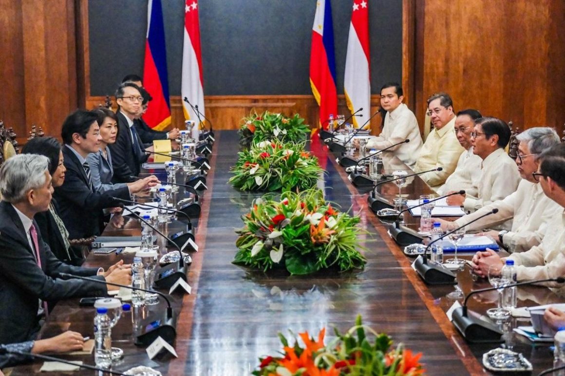 BILATERAL MEETING. President Ferdinand R. Marcos Jr. holds a bilateral meeting with Singaporean Prime Minister Lawrence Wong at Malacañan Palace in Manila on Wednesday (June 4, 2025). Marcos and Wong reaffirmed their commitment to strengthen the Philippines and Singapore’s bilateral ties and explore opportunities for deeper cooperation across various sectors. (Photo courtesy of the Presidential Photojournalists Association)