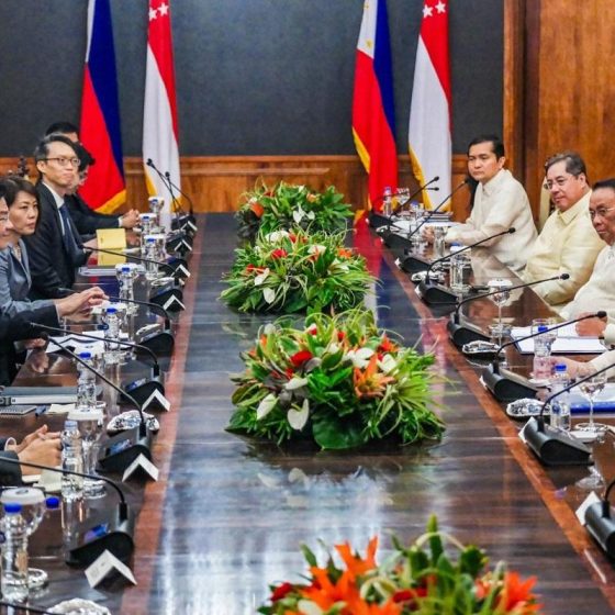 BILATERAL MEETING. President Ferdinand R. Marcos Jr. holds a bilateral meeting with Singaporean Prime Minister Lawrence Wong at Malacañan Palace in Manila on Wednesday (June 4, 2025). Marcos and Wong reaffirmed their commitment to strengthen the Philippines and Singapore’s bilateral ties and explore opportunities for deeper cooperation across various sectors. (Photo courtesy of the Presidential Photojournalists Association)