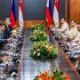 BILATERAL MEETING. President Ferdinand R. Marcos Jr. holds a bilateral meeting with Singaporean Prime Minister Lawrence Wong at Malacañan Palace in Manila on Wednesday (June 4, 2025). Marcos and Wong reaffirmed their commitment to strengthen the Philippines and Singapore’s bilateral ties and explore opportunities for deeper cooperation across various sectors. (Photo courtesy of the Presidential Photojournalists Association)